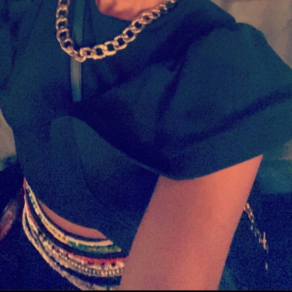 Black ruffle sleeve top - Picture 2 of 2